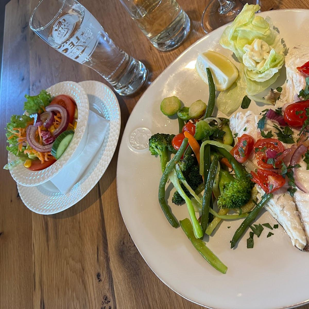 Restaurant "Osteria Castel" in Germaringen