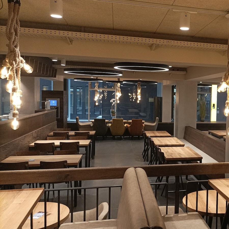 Restaurant "Mensa Campus" in Burghausen