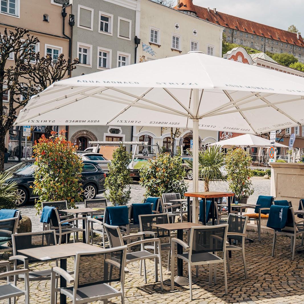 Restaurant "BAR CENTRALE by Strizzi" in Burghausen