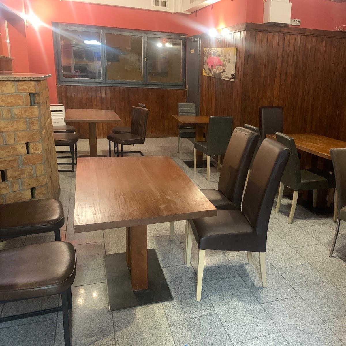 Restaurant "Fast Fox" in Baar