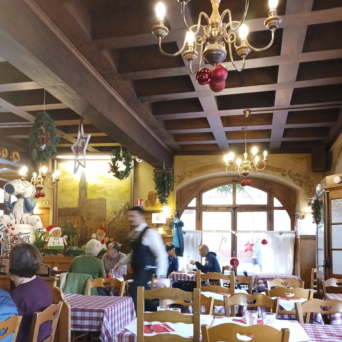 Restaurant "Zuem Stadtwappe Restaurant" in Strasbourg