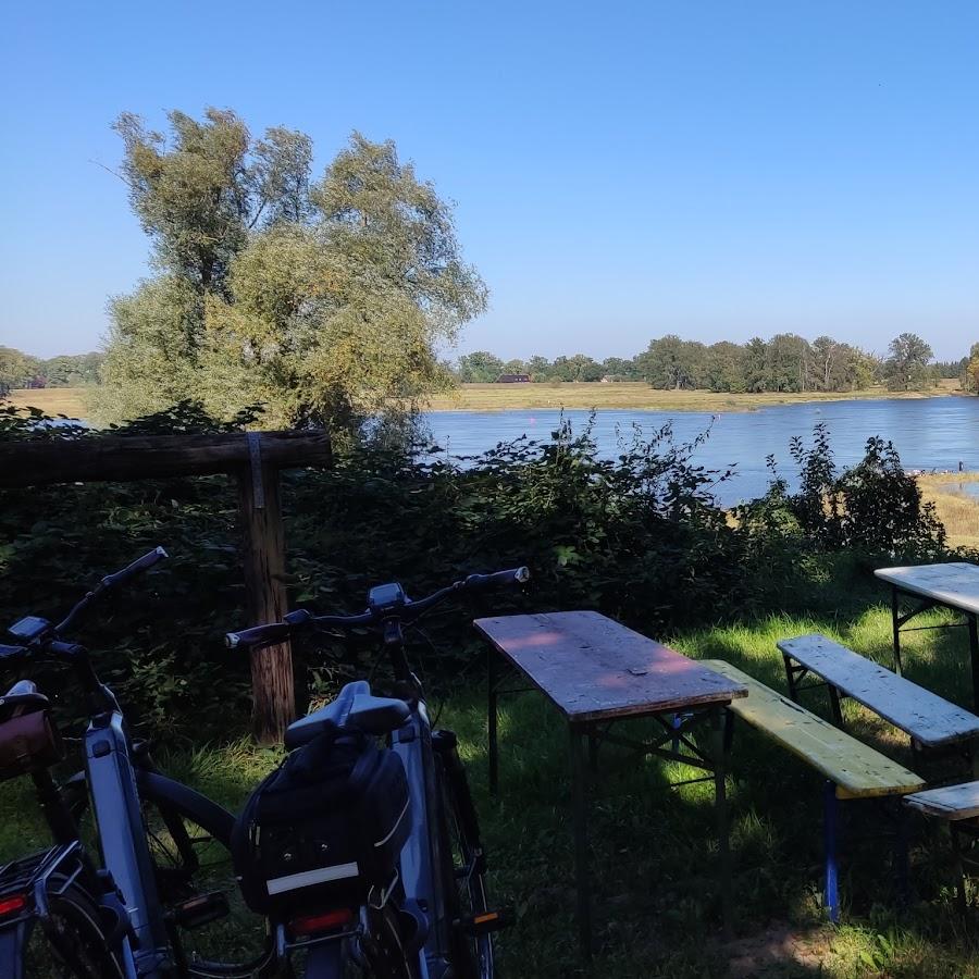 Restaurant "Hüttenhotel Kiosk" in Höhbeck