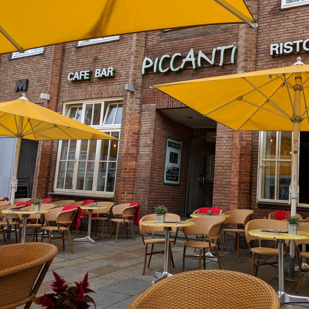 Restaurant "Piccanti, Cafe, Pizzeria, Bar Restaurant" in Lüneburg