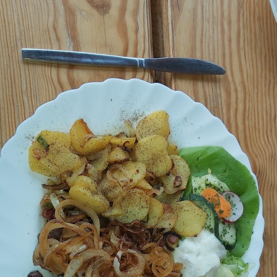 Restaurant "Gaststätte & Bowling" in Feldberger Seenlandschaft