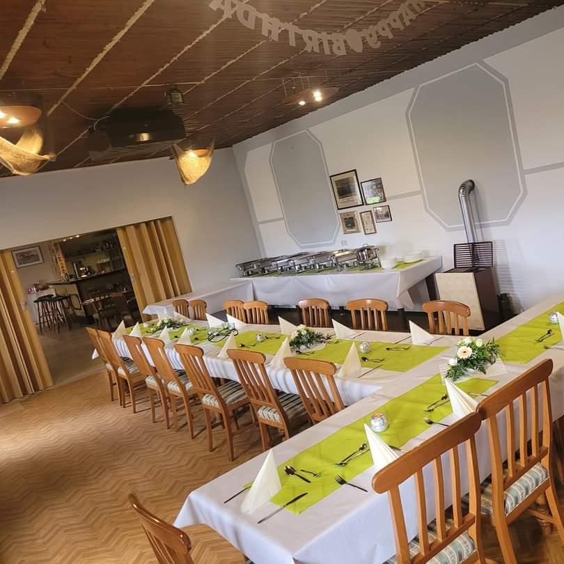 Restaurant "Gartengaststätte Neustadt Inh. Frank Czekalla" in Weißenfels