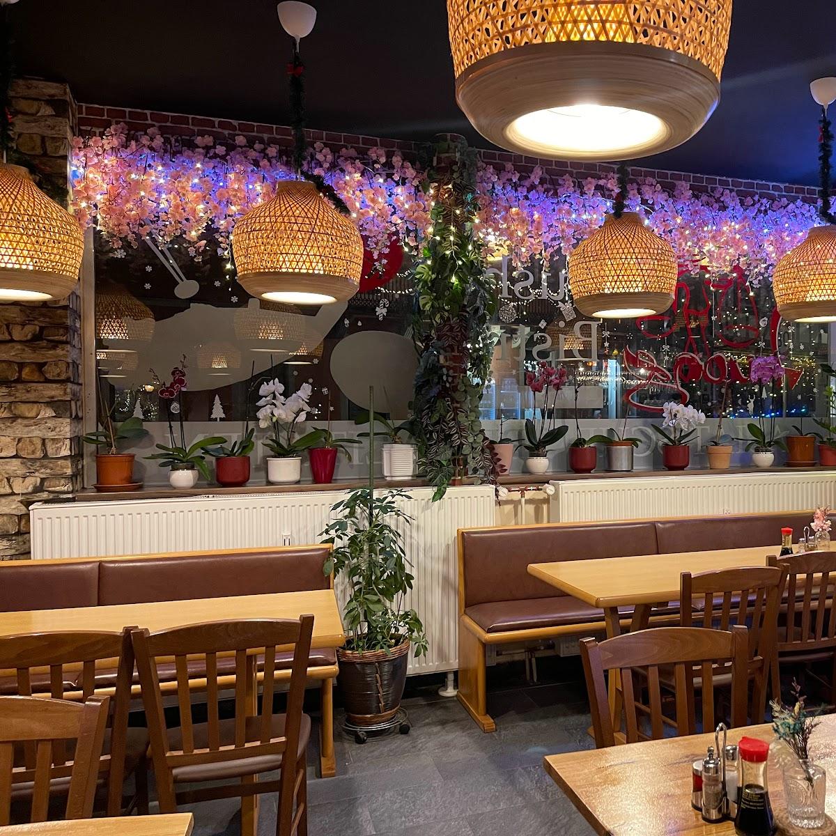 Restaurant "Luong Bistro - Sushi & warme Küche" in Gernsbach