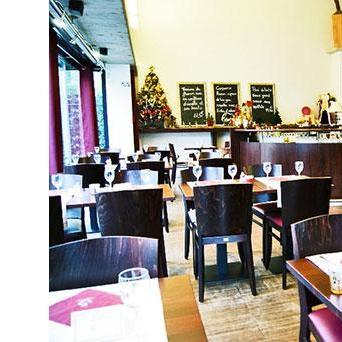 Restaurant "Resto-Bistro Club 5 am Park" in Esch-sur-Alzette