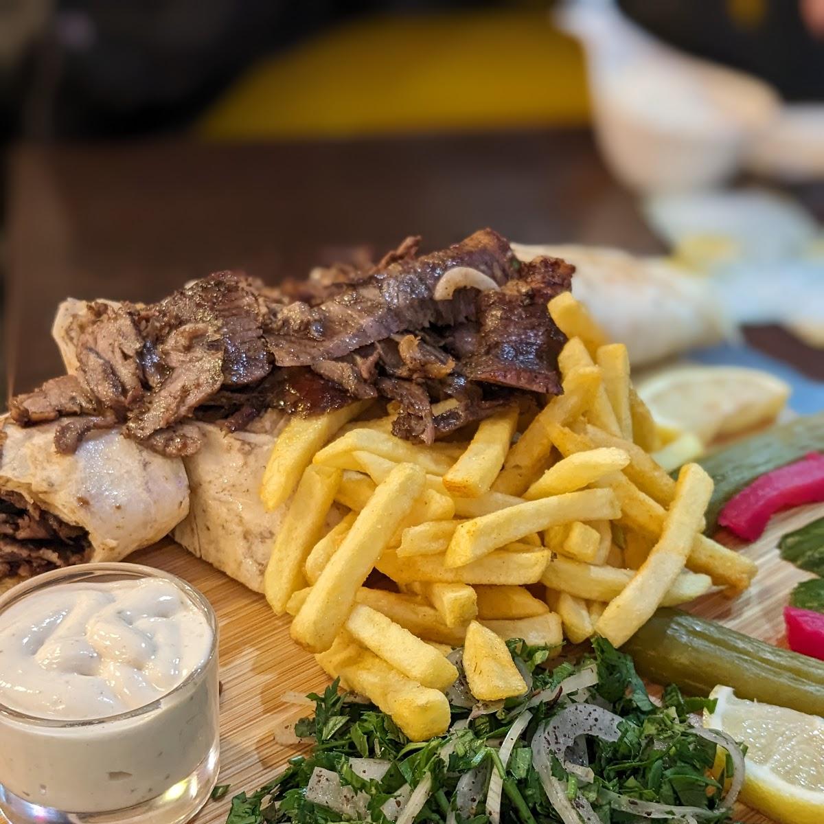 Restaurant "Golden Chicken" in Detmold