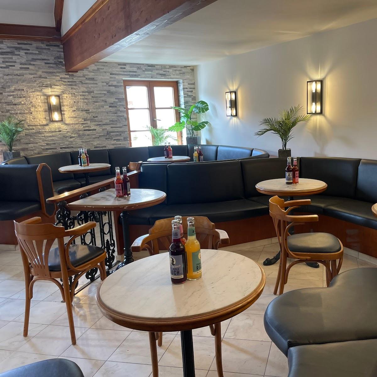 Restaurant "Laube Musikbar" in Obing