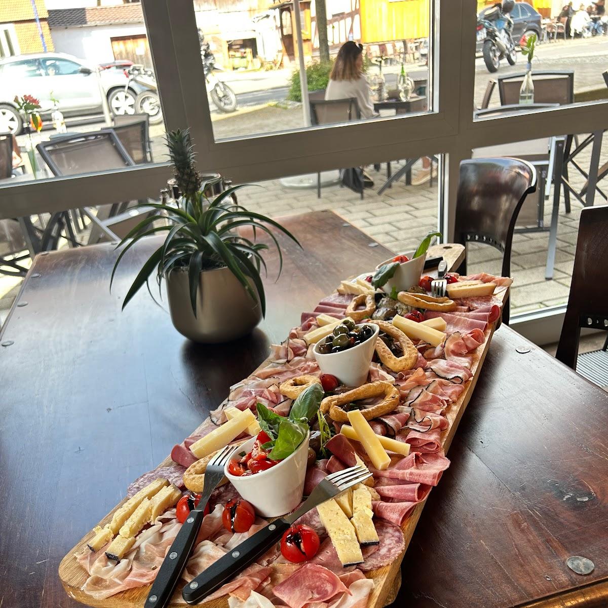 Restaurant "Amore Di Vino" in Großenlüder