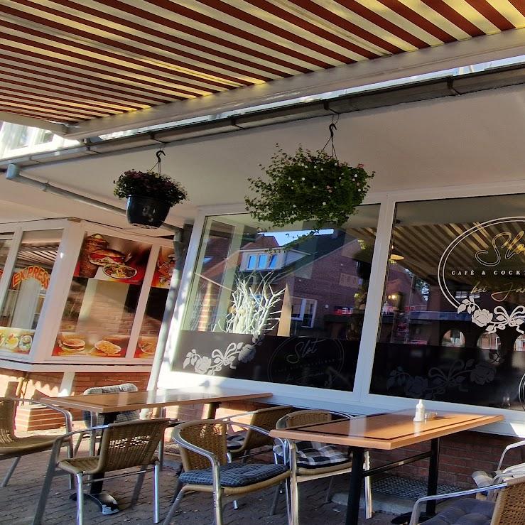 Restaurant "Slot Café & Sushi" in Burg (Dithmarschen)