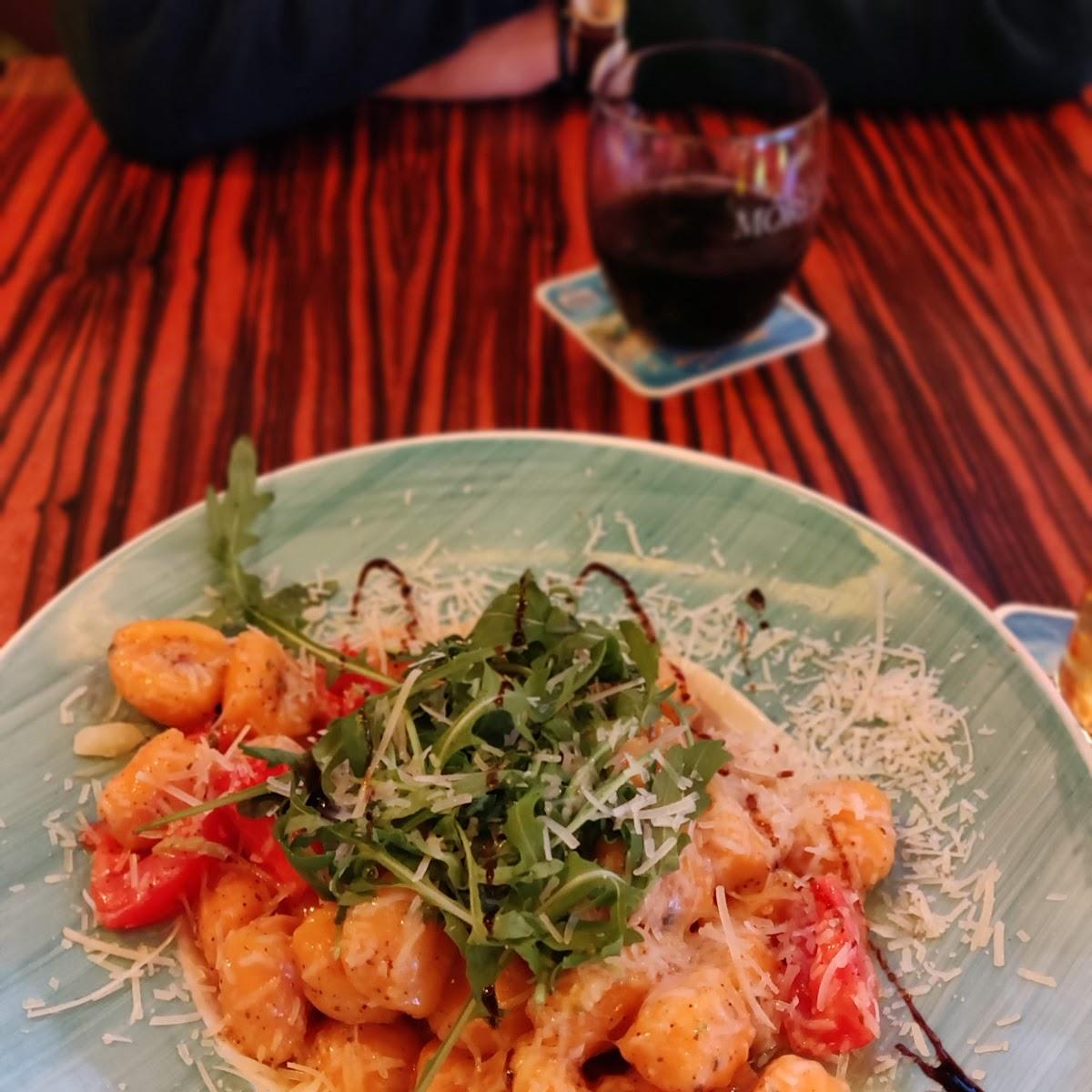 Restaurant "Scheck In | Restaurant & Sportsbar Unterföhring" in München