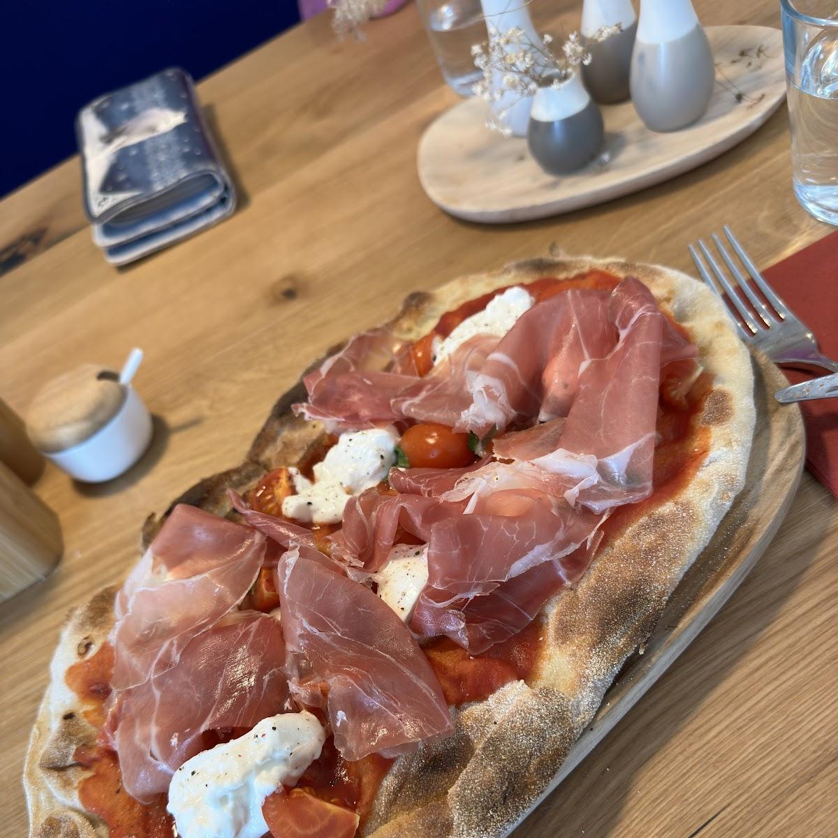 Restaurant "Café Como" in Neufahrn in Niederbayern