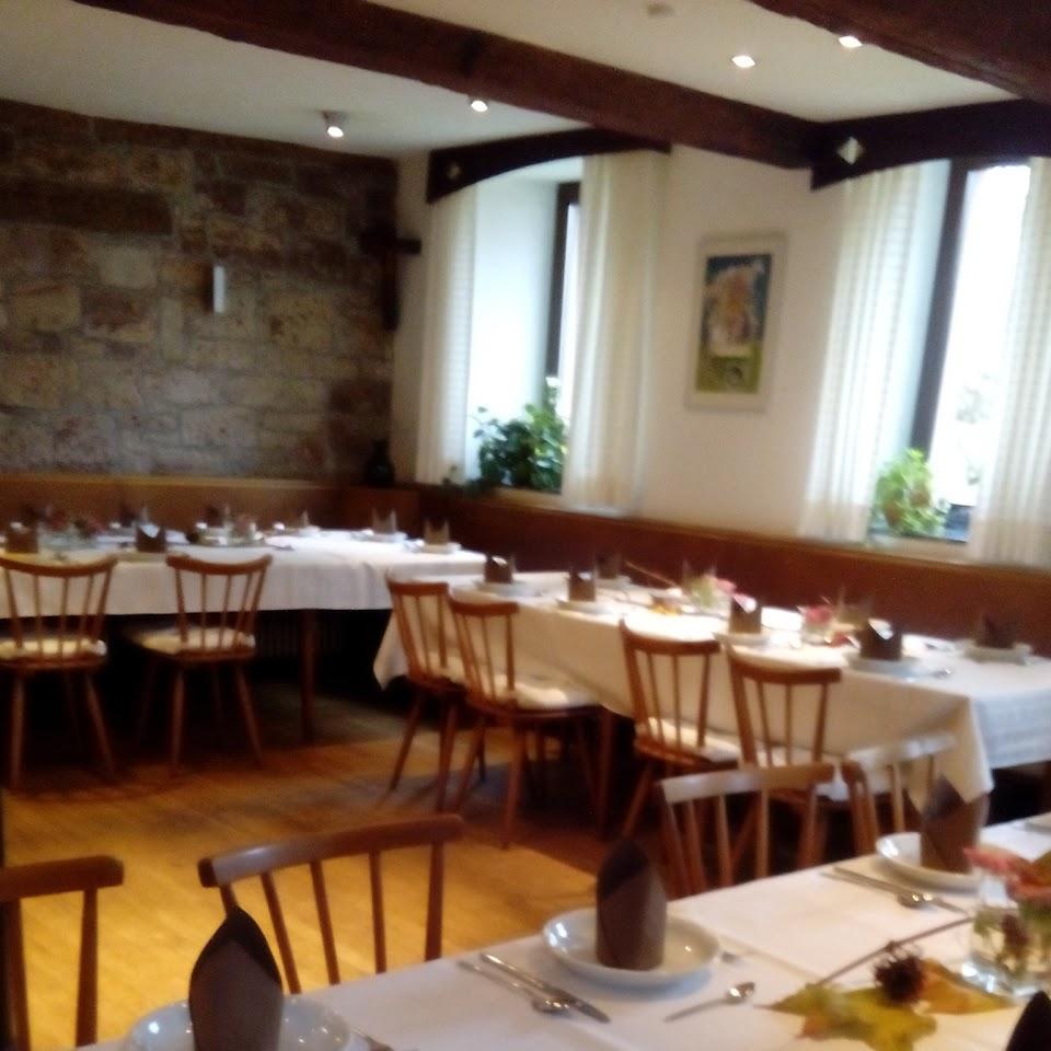 Restaurant "Gasthaus Grüner Baum" in Helmstadt