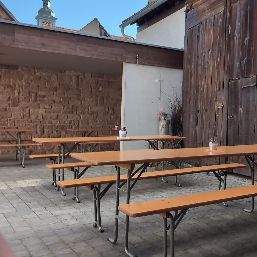 Restaurant "Gasthaus Grüner Baum" in Helmstadt