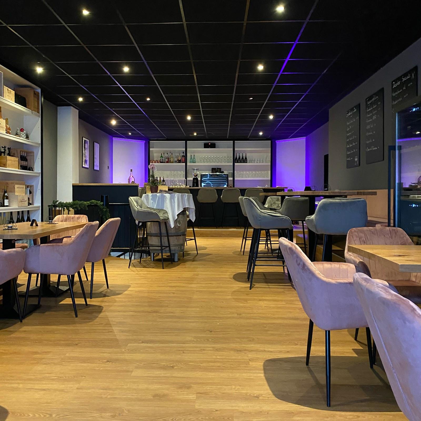 Restaurant "Apero - Weinbar & Cafebar" in Kirchheim bei München