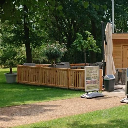 Restaurant "Stadtpark Bistro" in Beelitz