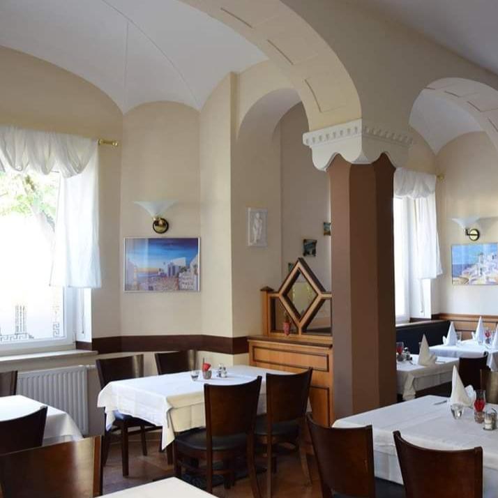 Restaurant "Knusperbraterei" in  Stadtbergen