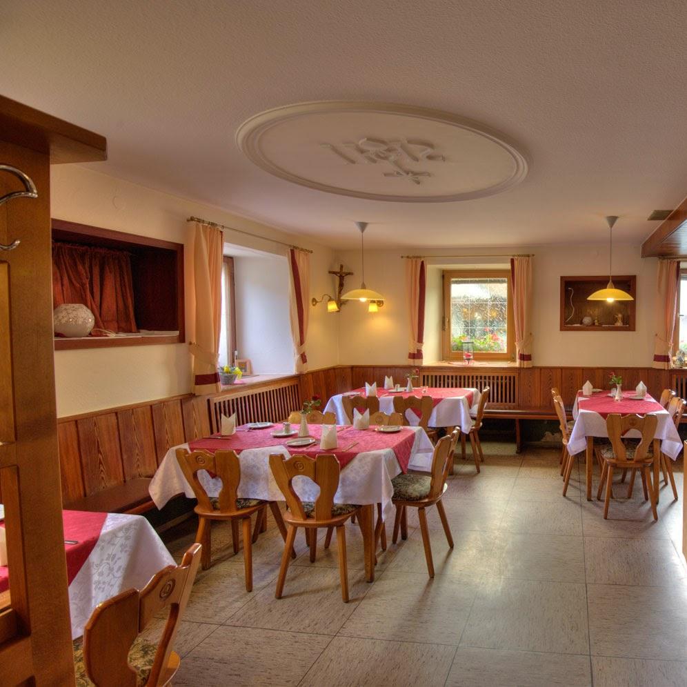 Restaurant "Gasthaus Linde & Weingut" in Bad Krozingen