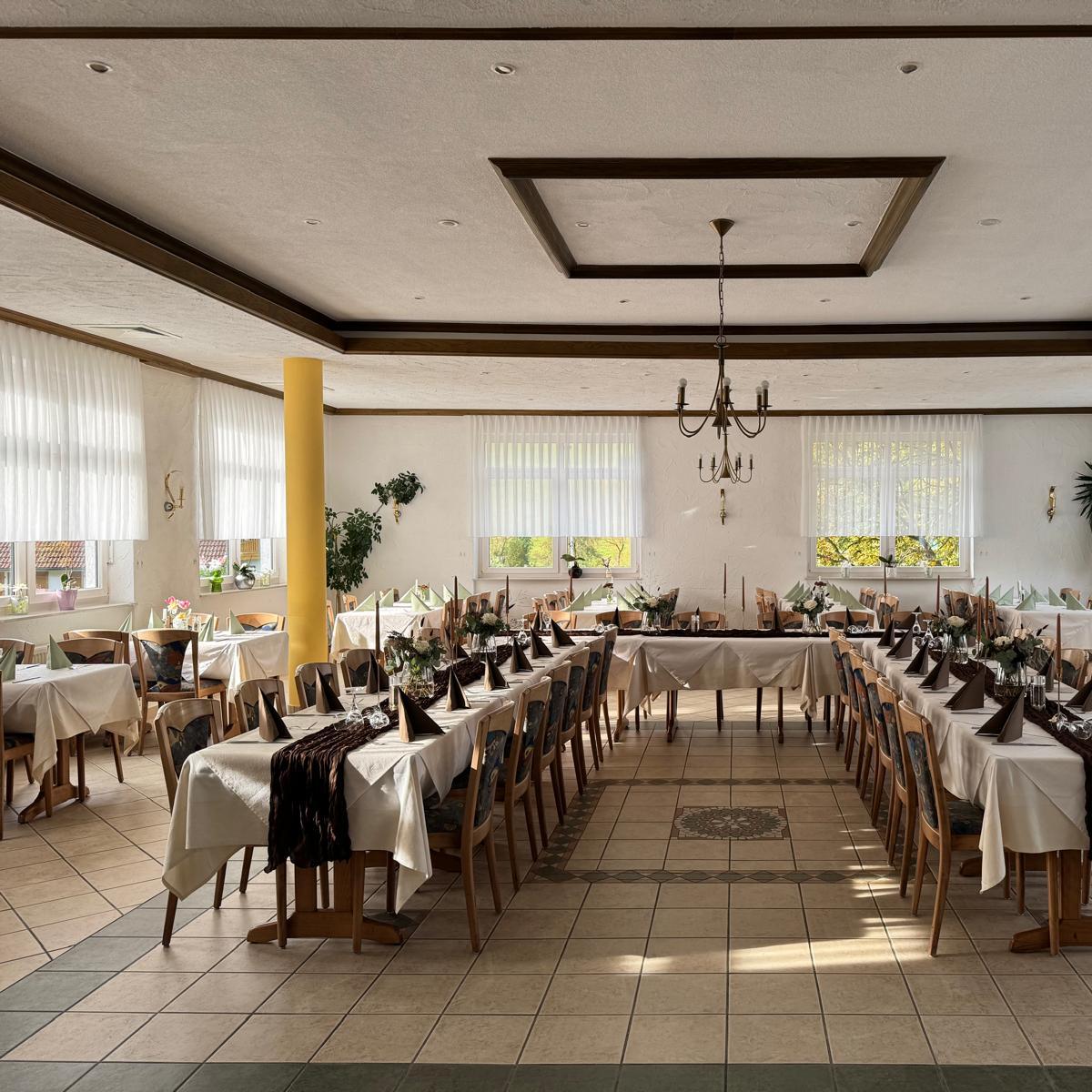 Restaurant "Restaurant Zum Grünen Baum" in Bad König