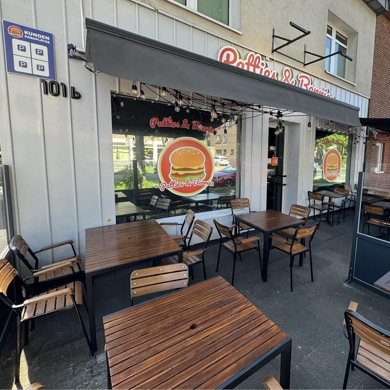 Restaurant "Patties & Berries - Burger Restaurant -" in Moers