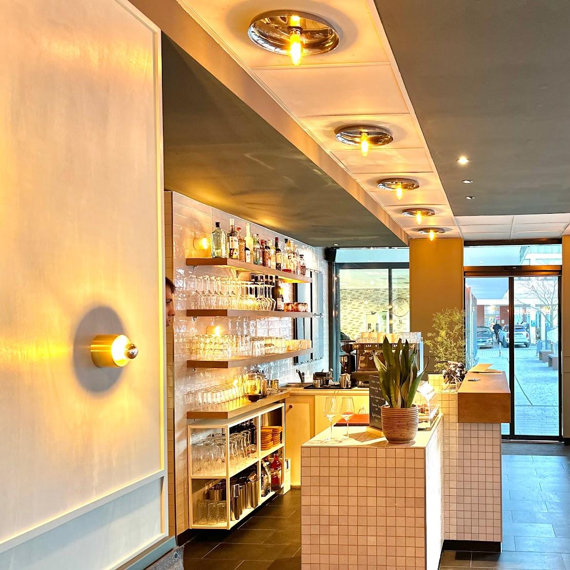 Restaurant "Aquarium Foodbar" in Gerlingen