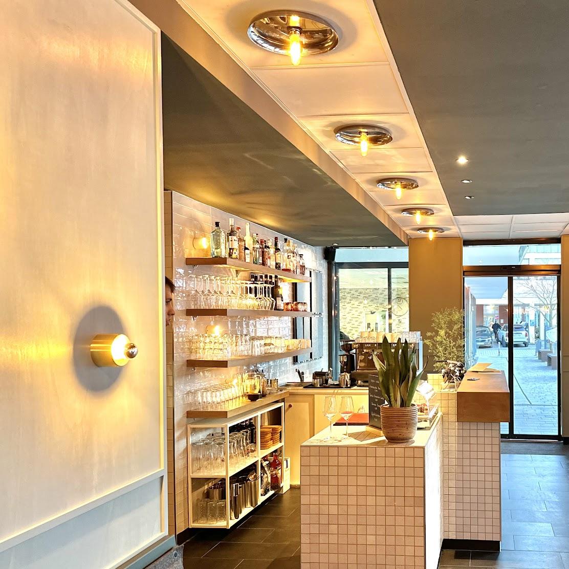 Restaurant "Aquarium Foodbar" in Gerlingen