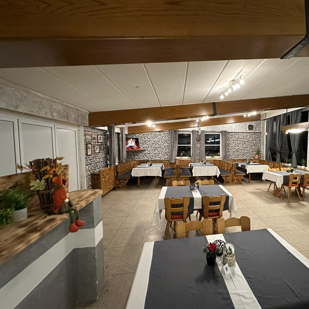 Restaurant "Phoenix" in Asbach-Bäumenheim