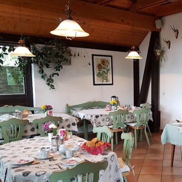 Restaurant "Restaurant Zur Linde - Hotel & Gasthof in  - Weißbach nahe Chemnitz" in Amtsberg