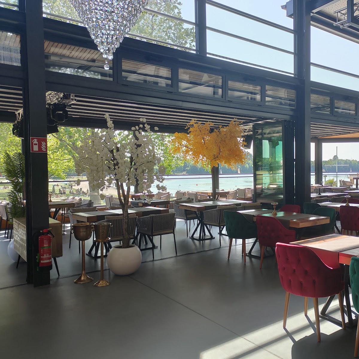 Restaurant "Waid Lake Steakhouse & More" in Weinheim