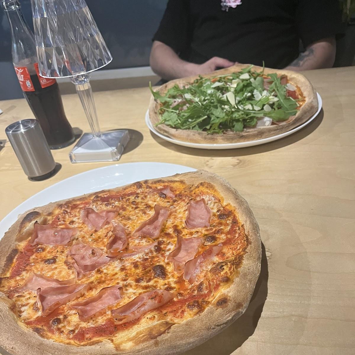 Restaurant "Fratelli - cucina italiana - Lieferdienst  und Umgebung - Pizza Pasta Salate" in Nersingen