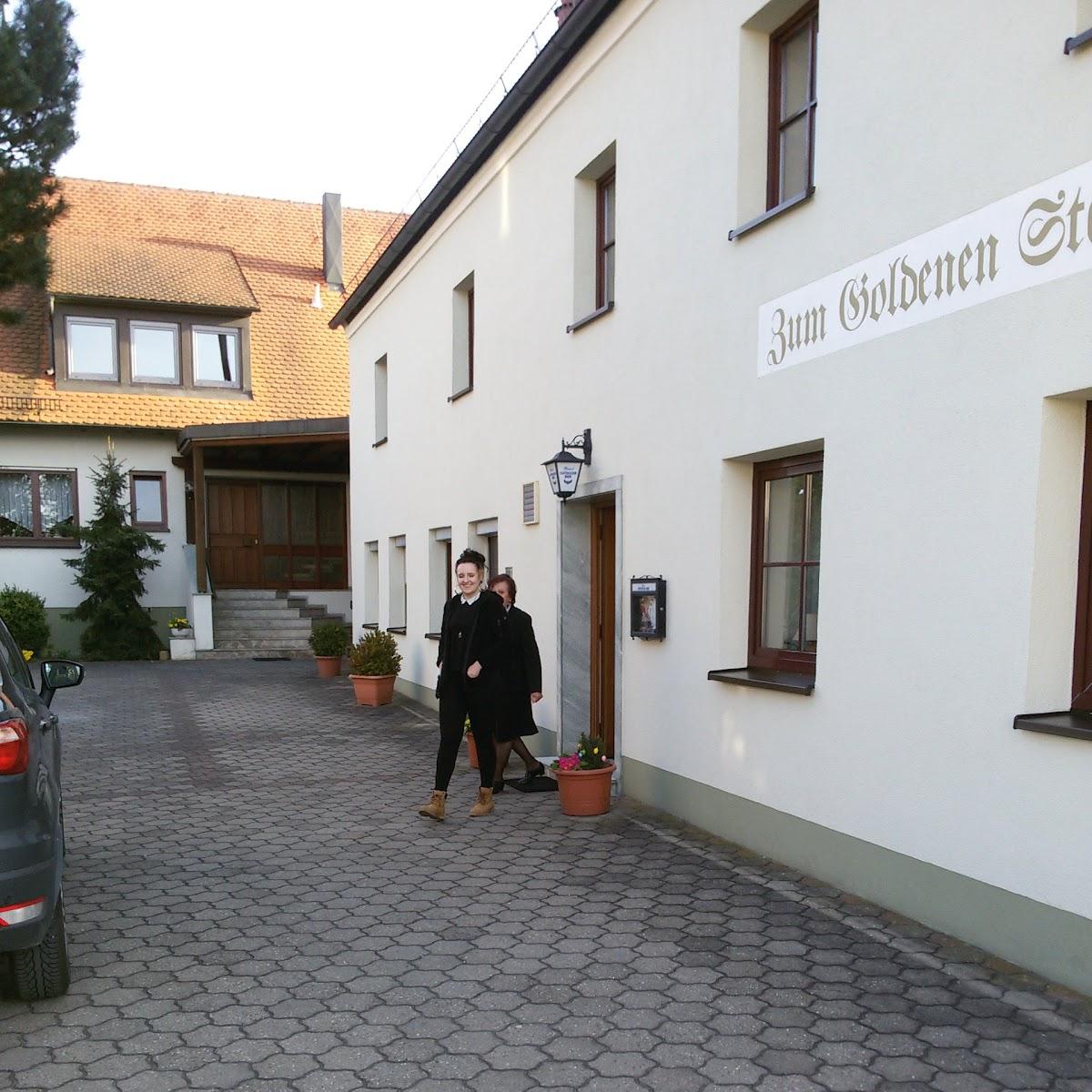 Restaurant "Christa u. Leonhard Maier Gasthaus Zum Goldenen Stern" in Munningen