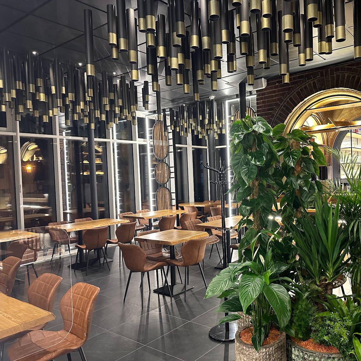 Restaurant "To Gao" in Schleswig