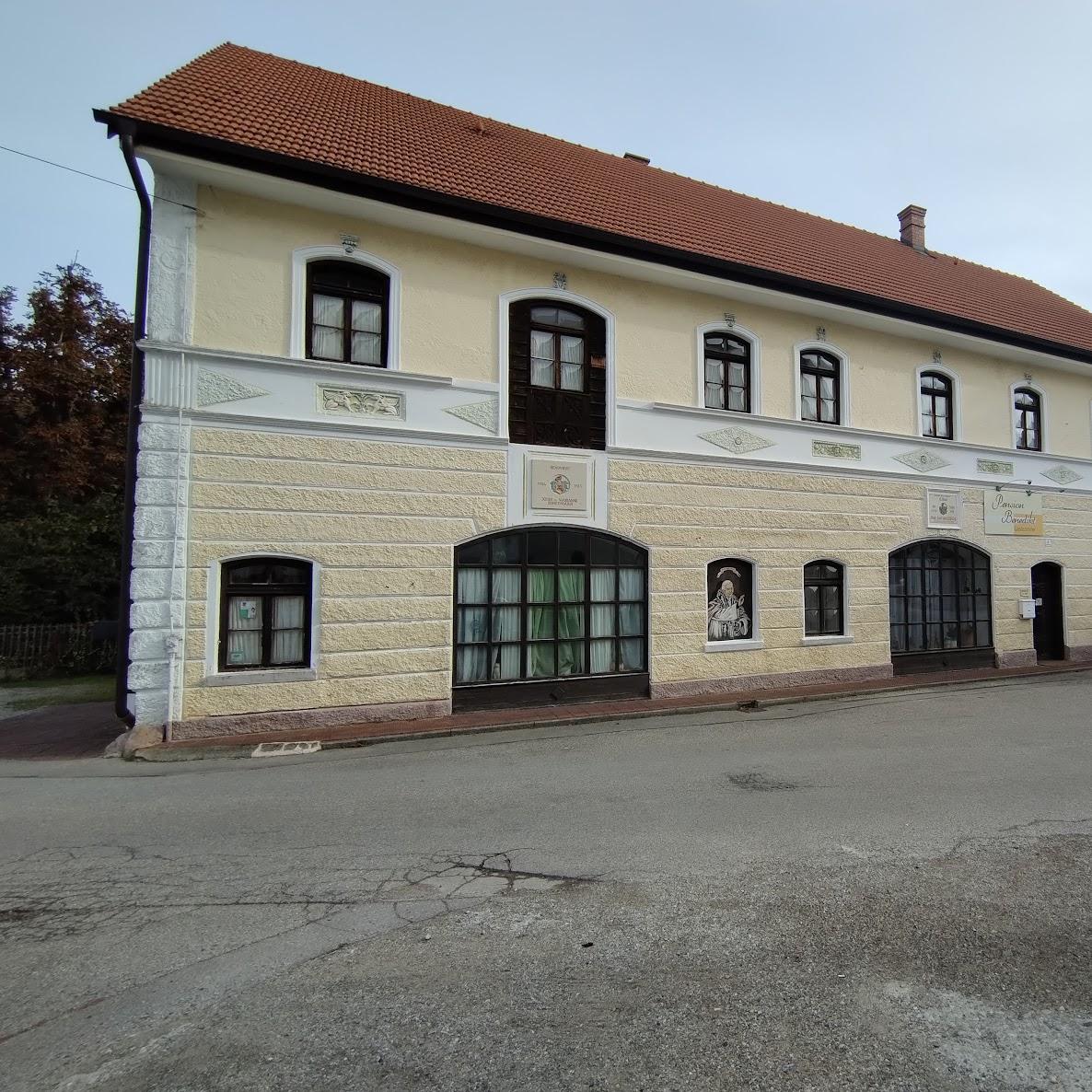 Restaurant "Pension - Gästehaus Benedikt" in Aschau am Inn