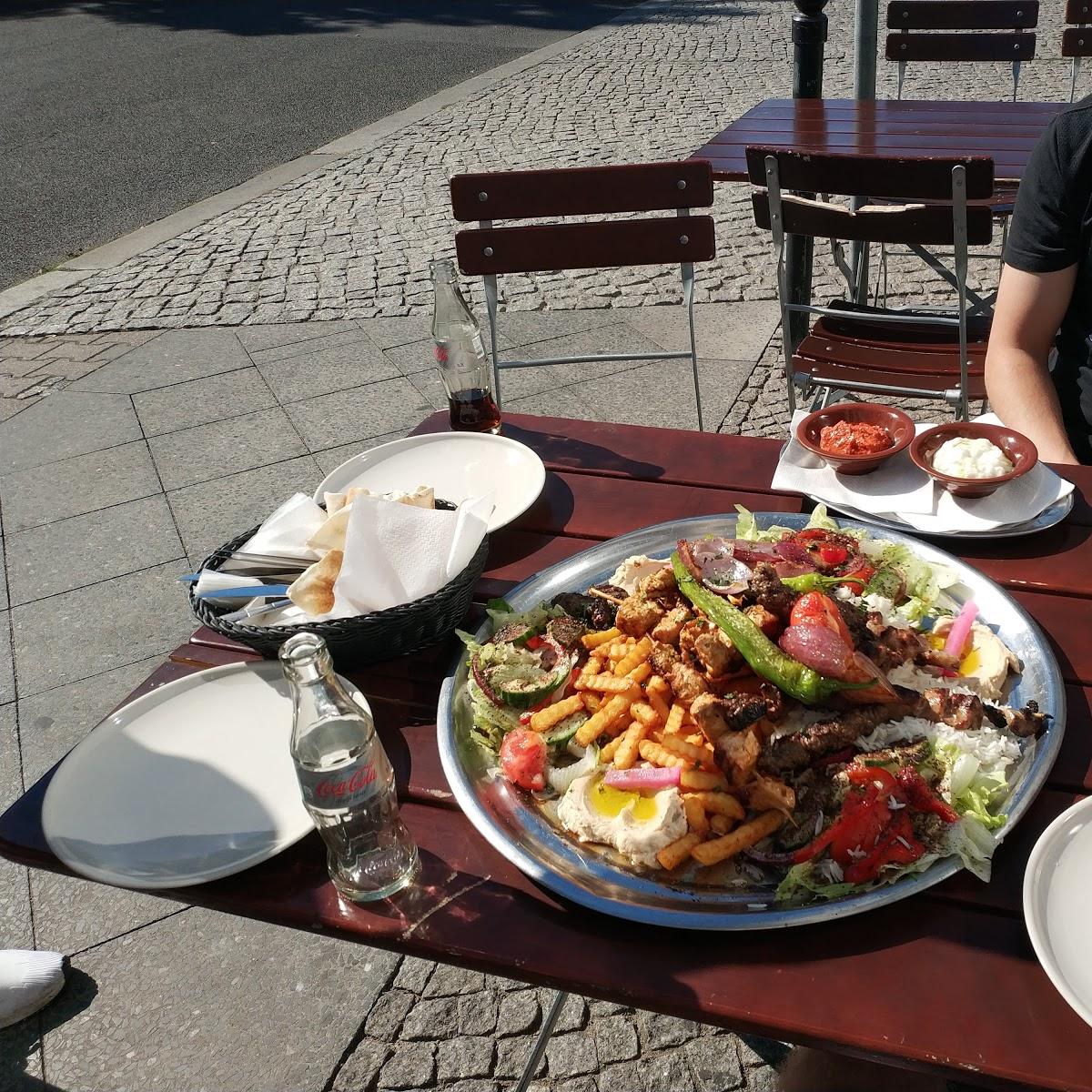 Restaurant "Papa Ari" in Berlin