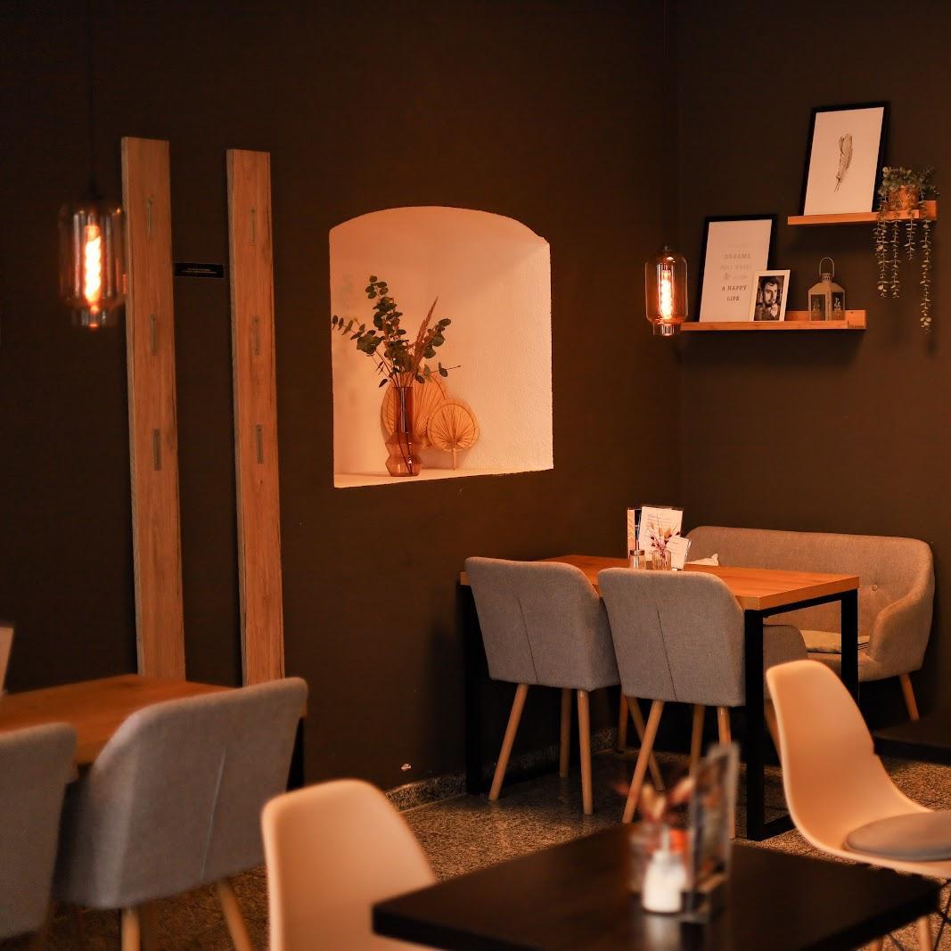 Restaurant "Eiscafé Ys" in Schneeberg