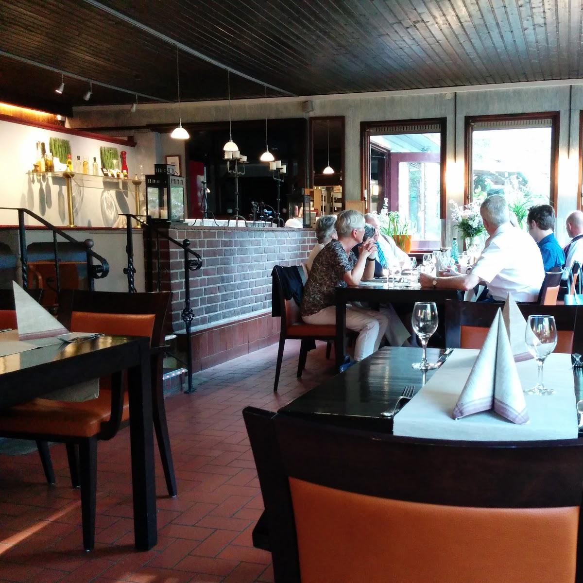 Restaurant "KDW, Restaurant KDW, Karsten Döring´s Waldrestaurant" in Wedel