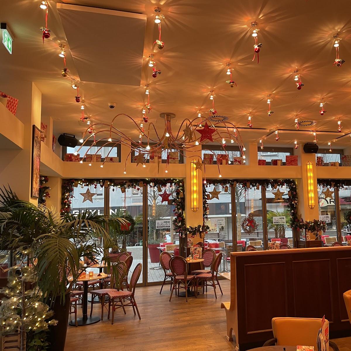 Restaurant "Café Extrablatt" in Velbert