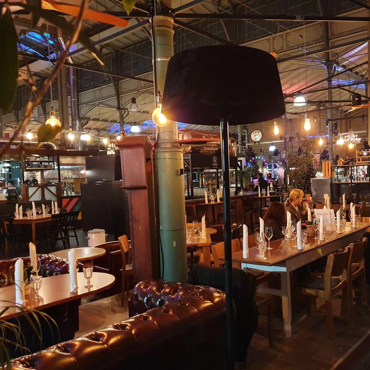 Restaurant "Lesendro - das Fischrestaurant und Seafood Paradies in der Markthallen Bar (Arminiusmarkthalle)" in Berlin