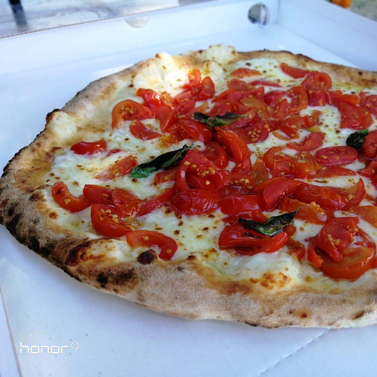 Restaurant "Ape Verde Pistacchio - pizzeria siciliana" in Unterschleißheim