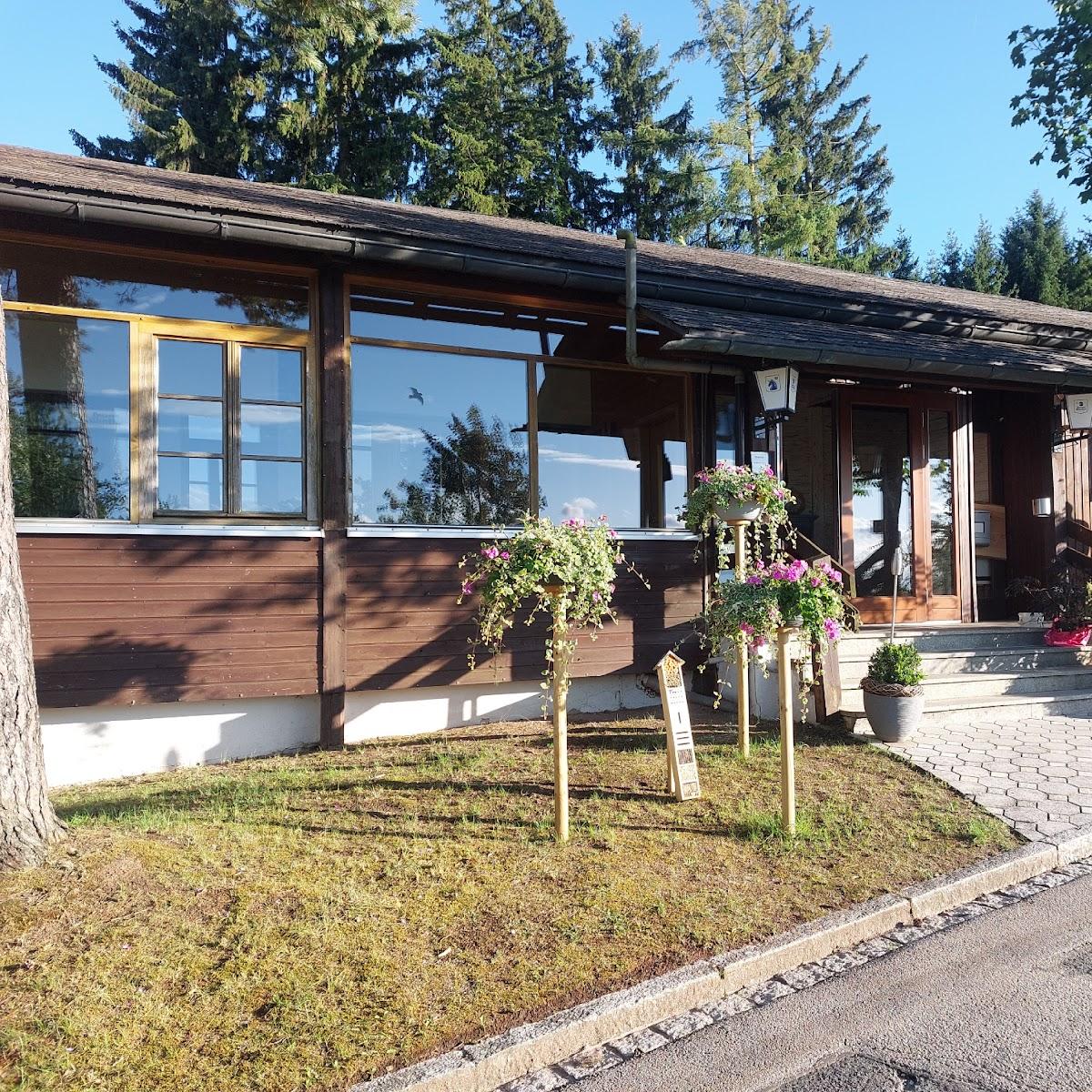 Restaurant "Rödlaser Berghütte Gasthof" in Hirschau