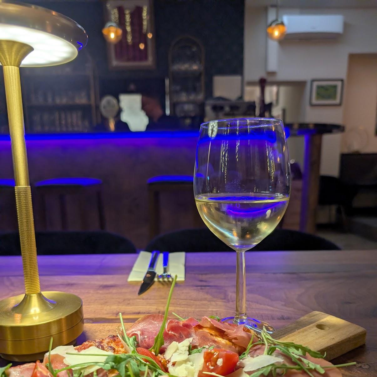 Restaurant "Trattoria La Posta" in Urmitz