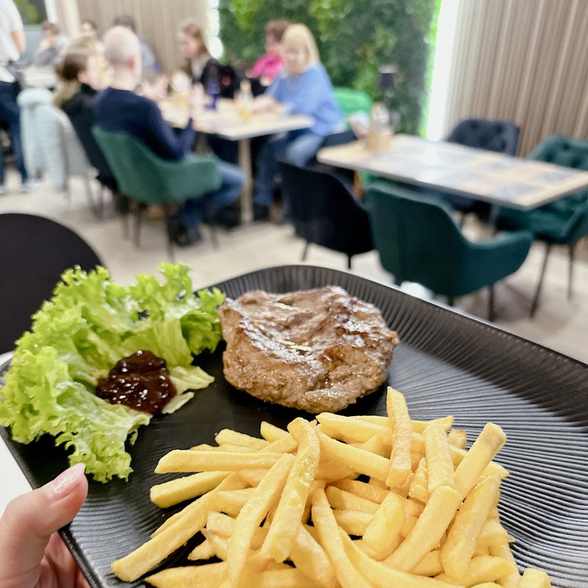 Restaurant "Good Food" in Sankt Augustin