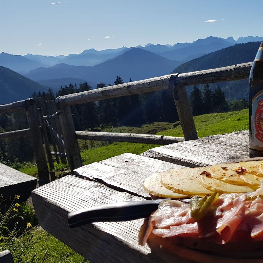 Restaurant "Staffelalm" in Jachenau
