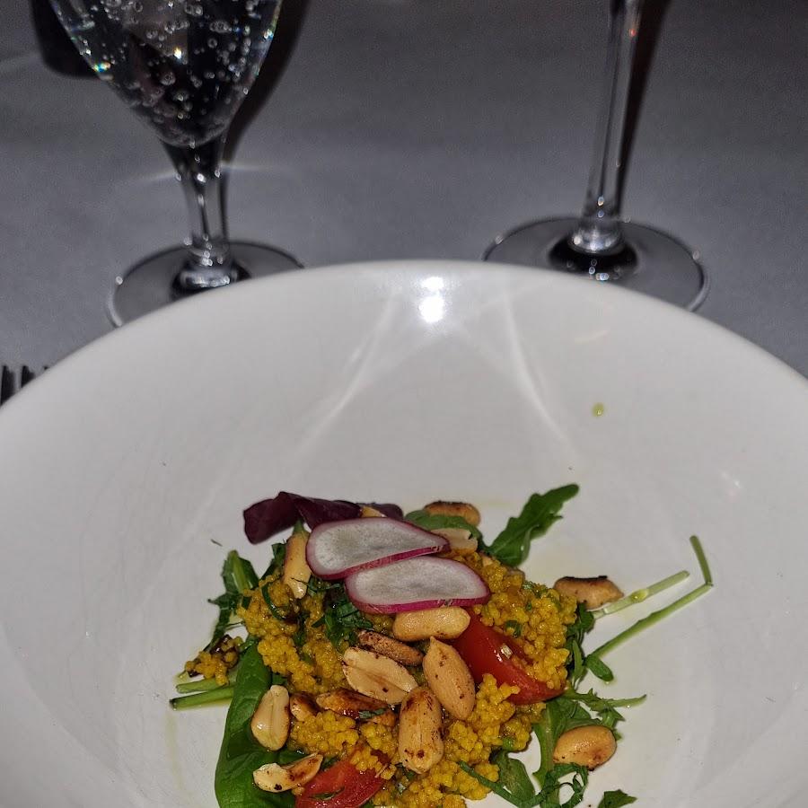 Restaurant "Das ehrenwerte Wirtshaus - Restaurant 74" in Westoverledingen