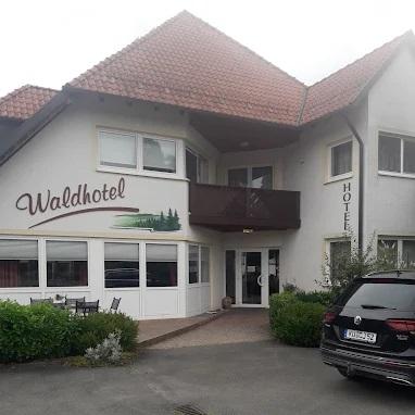 Restaurant "Waldhotel Kulmbacher Land, Inh. Brigitte Schelhorn" in Mainleus