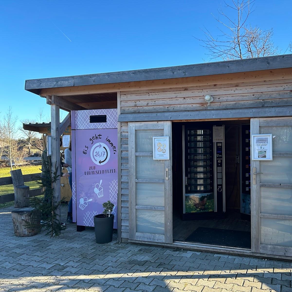 Restaurant "Uli v. Bocksberg Eisautomat - Eierautomat" in Straßlach-Dingharting