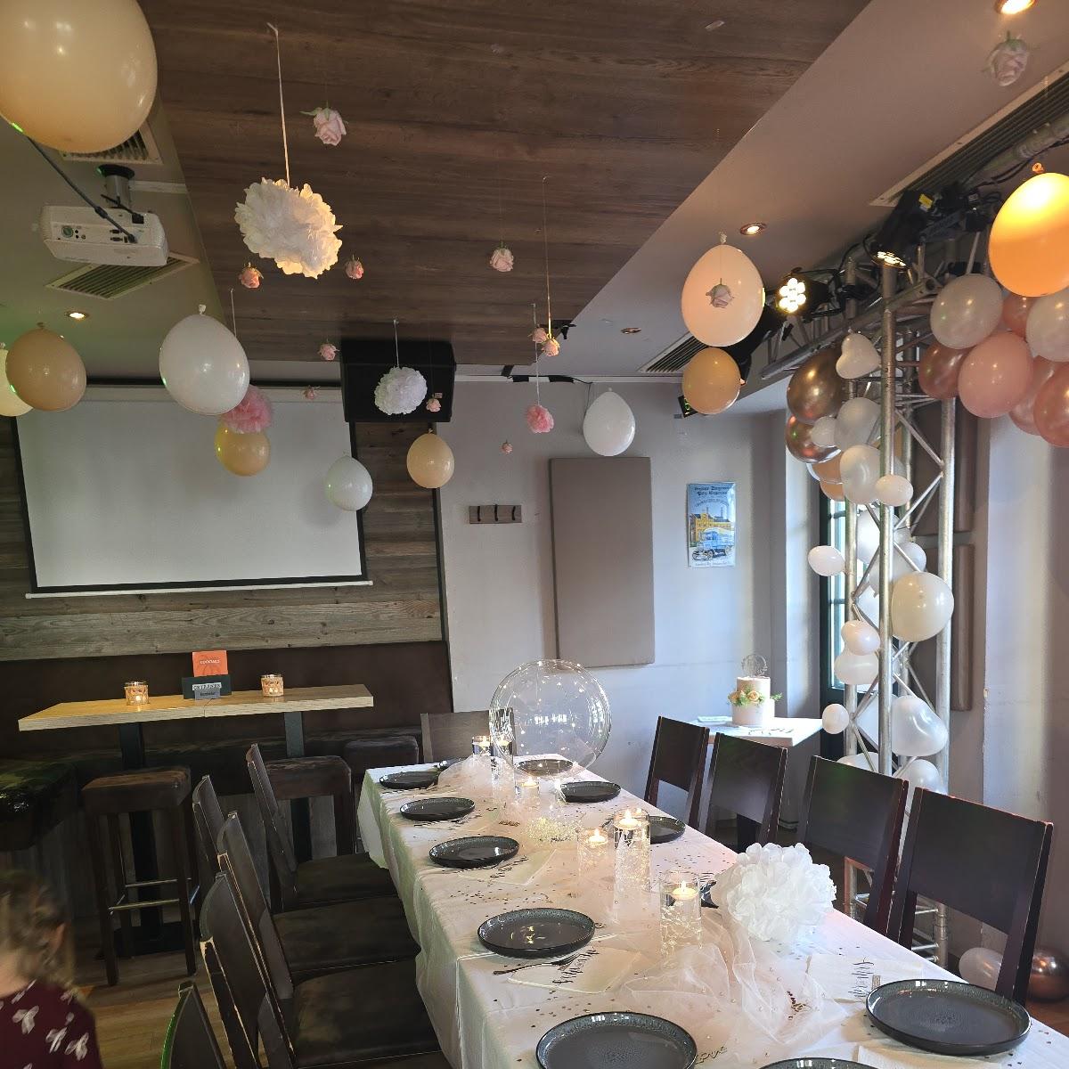 Restaurant "Fasskeller Unfassbar" in Attendorn