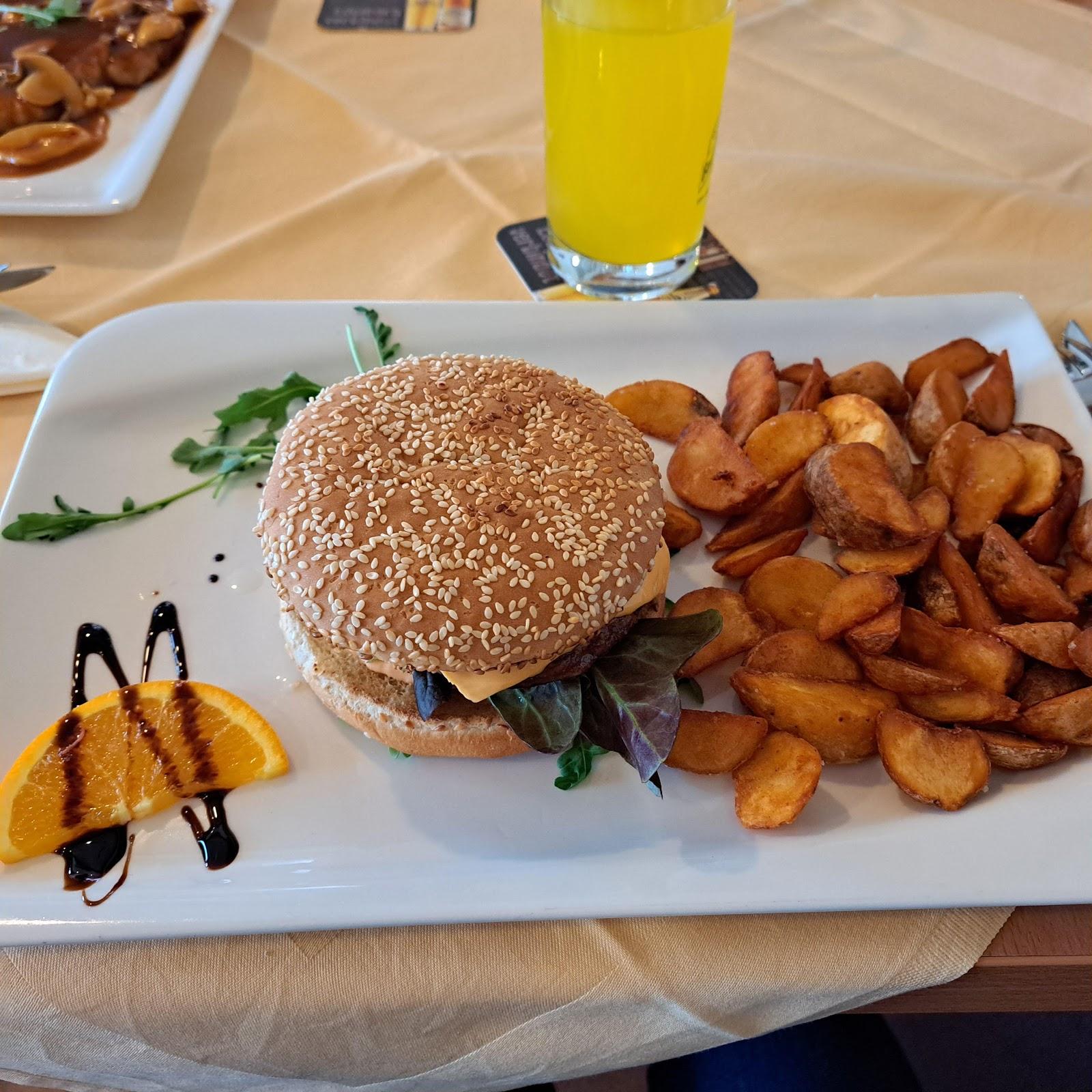 Restaurant "Schnitzelhaus" in Elsenfeld
