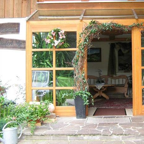 Restaurant "Berghotel Staufert" in Bernried